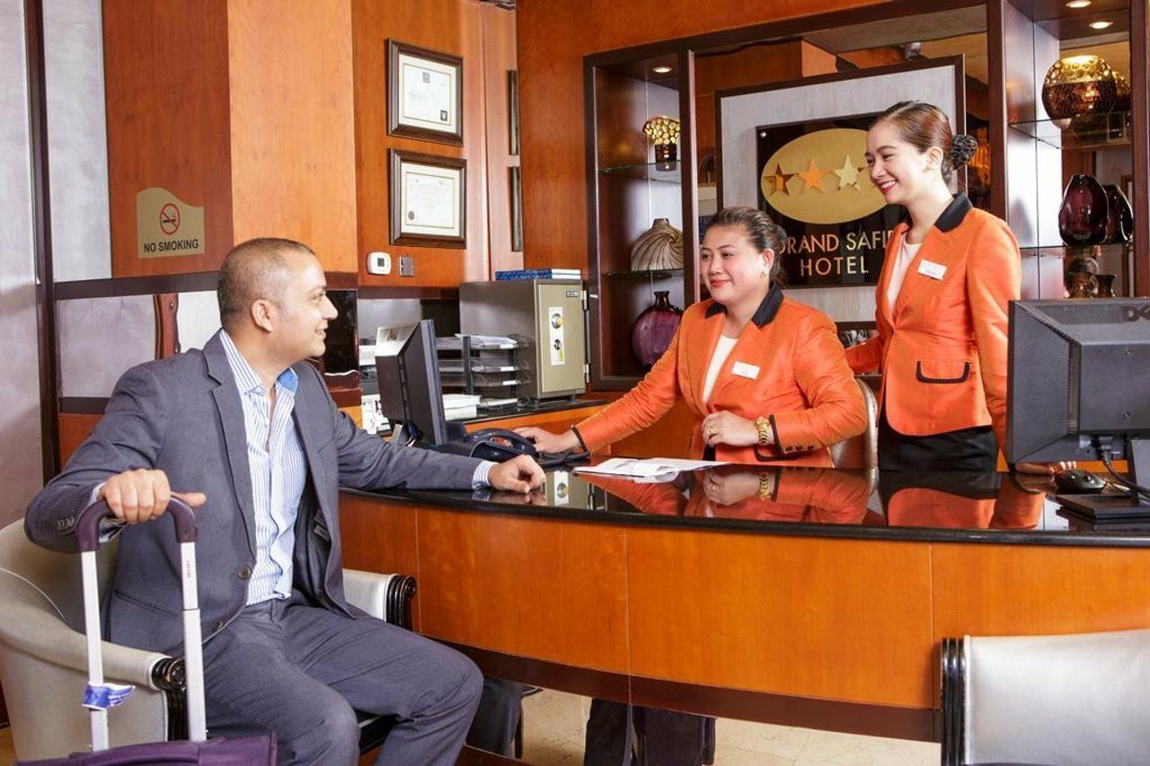 Grand Safir 4* Manama